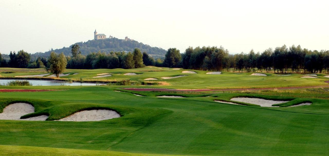 Golf & Spa Kuneticka Hora Dritec Exterior photo